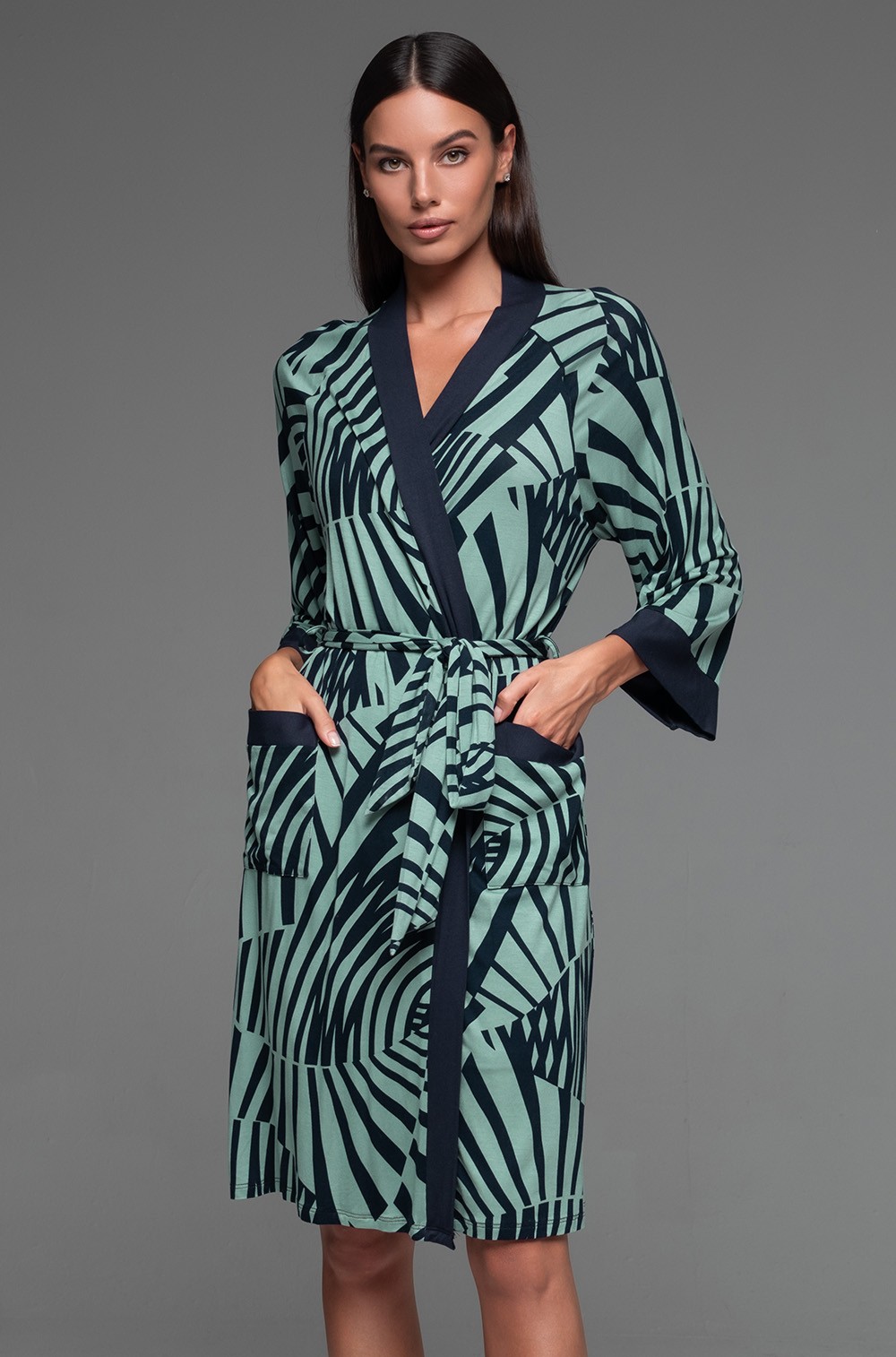 Короткий запашной халат Mia-Amore 5203 "Courtney"