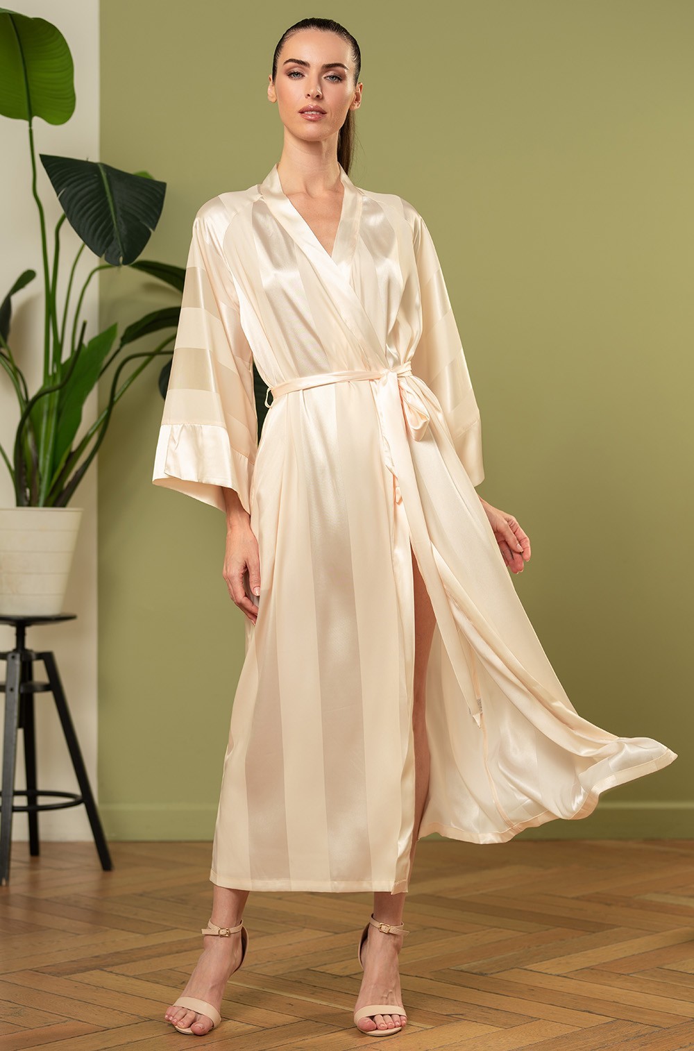 Длинный запашной халат Mia-Amore 7549 "Ilona"