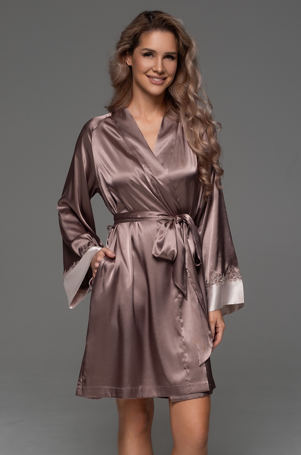 Короткий запашной халат Mia-Amore 4673 "Macciato"