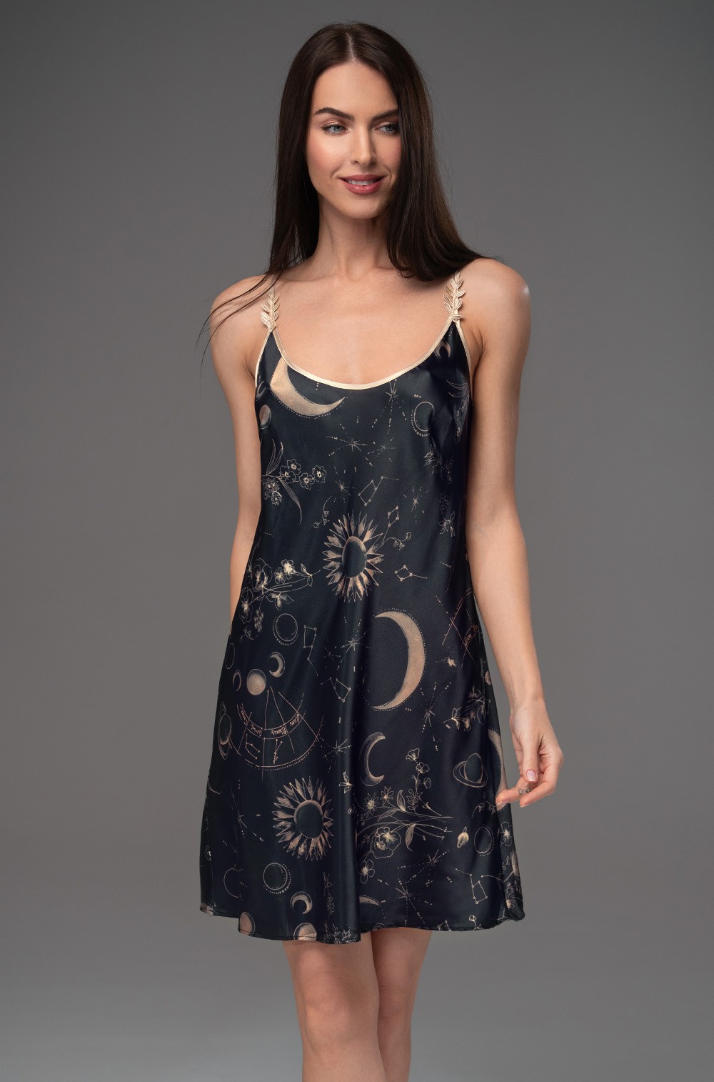 Короткая сорочка на тонких бретелях Mia-Amore 4461 "Galatea"