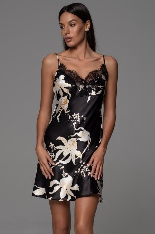 Короткая сорочка на тонких бретелях Mia-Amore 4771 "Arabel"